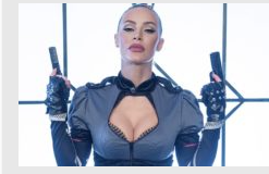 Slut in the shell una parodia porno con Nicole Aniston